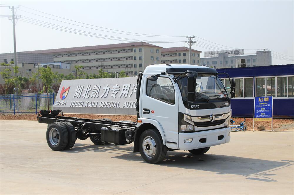 東風大多利卡（3800，朝柴170）國六內(nèi)飾照片圖